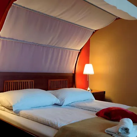 Bed & Breakfast Willa Akacja Bed & Breakfast - Gdynia Orlowo 3*