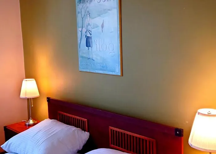 Bed & Breakfast Willa Akacja Bed & Breakfast - Gdynia Orlowo 3*